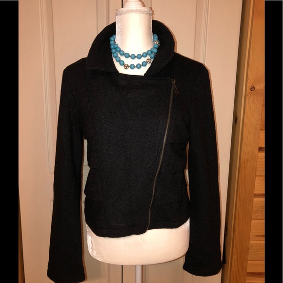 Jacket - Picture 1 of 4